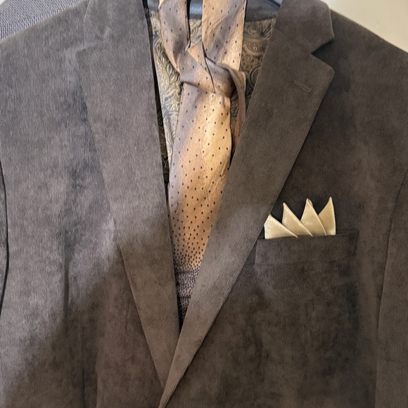 Chaps Men's Brown Velvet Blazer - Picture 8 of 8